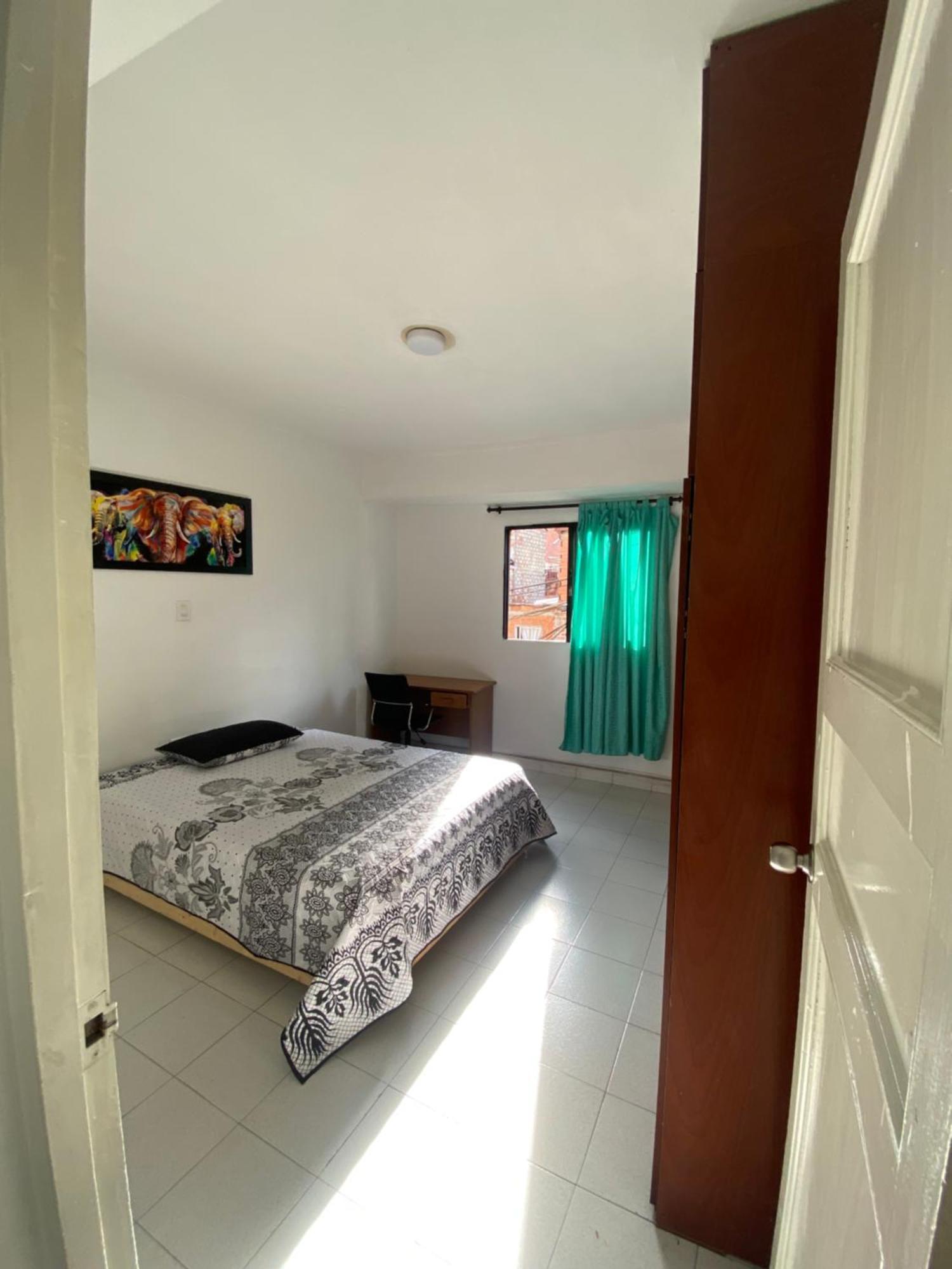 Hostel Kumho Home Medellín Esterno foto